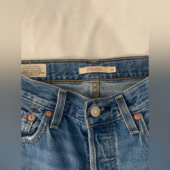 Levi’s Ribcage Straight Jeans - Picture 3 of 3